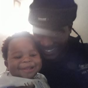 Meet your Posher, Bakari